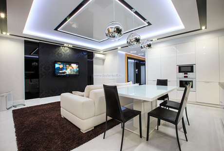 Фото реализованной гостиной кухни столовой в квартире в ЖК Антарес 