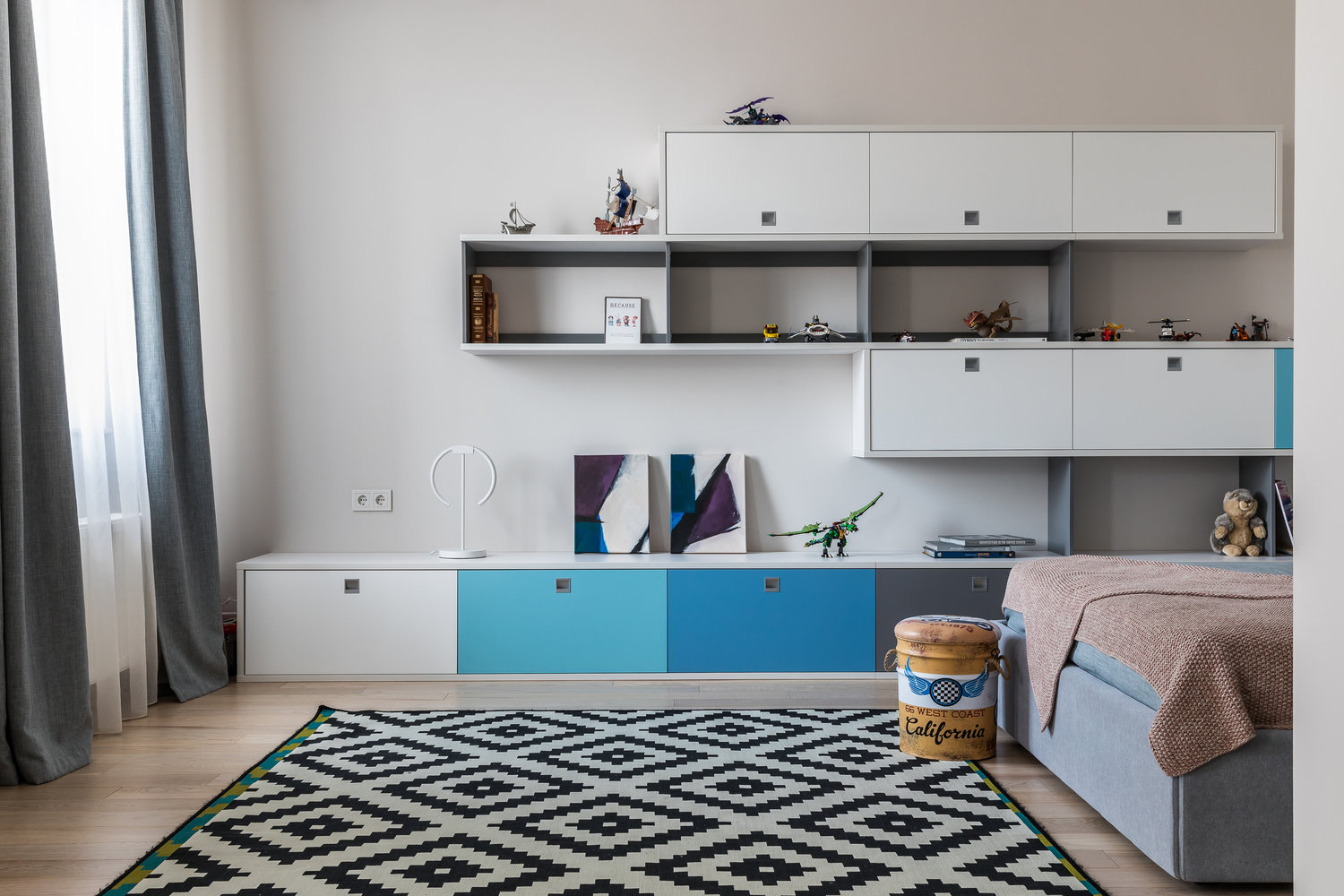 Фотография: Детская в стиле Современный, Дом, Проект недели, Дом и дача, 4 и больше, Более 90 метров, Алиса Свистунова, Bon-Ton – фото на INMYROOM Фотография: Детская в стиле Современный, Дом, Проект недели, Дом и дача, 4 и больше, Более 90 метров, Алиса Свистунова, Bon-Ton – фото на INMYROOM