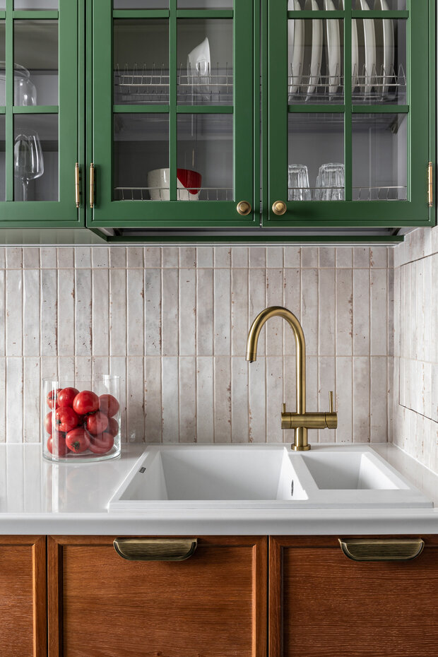 Фотография: Кухня и столовая в стиле Современный, Эклектика, Квартира, Проект дня, Москва, Фили, 2 комнаты, 40-60 метров, Валерия Анисимова, современный с элементами эклектики, Анастасия Ярышева – фото на INMYROOM