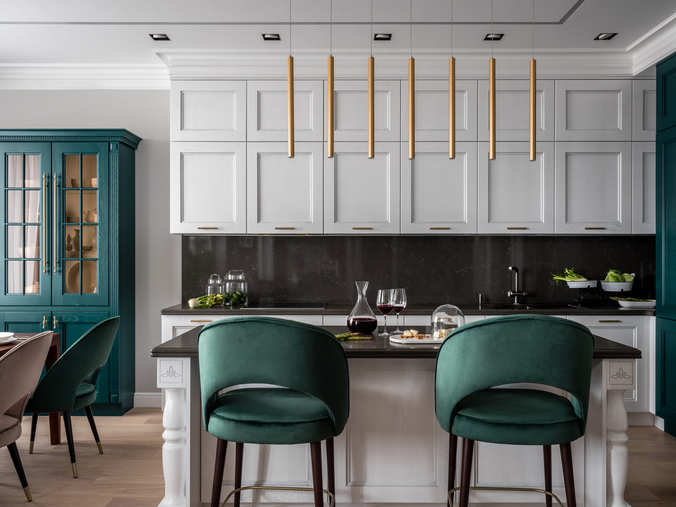 Фотография: Кухня и столовая в стиле Классический, Современный, Квартира, Проект дня, Одинцово, Мария Рублева, 3 комнаты, Более 90 метров, Эксклюзивные проекты – фото на INMYROOM