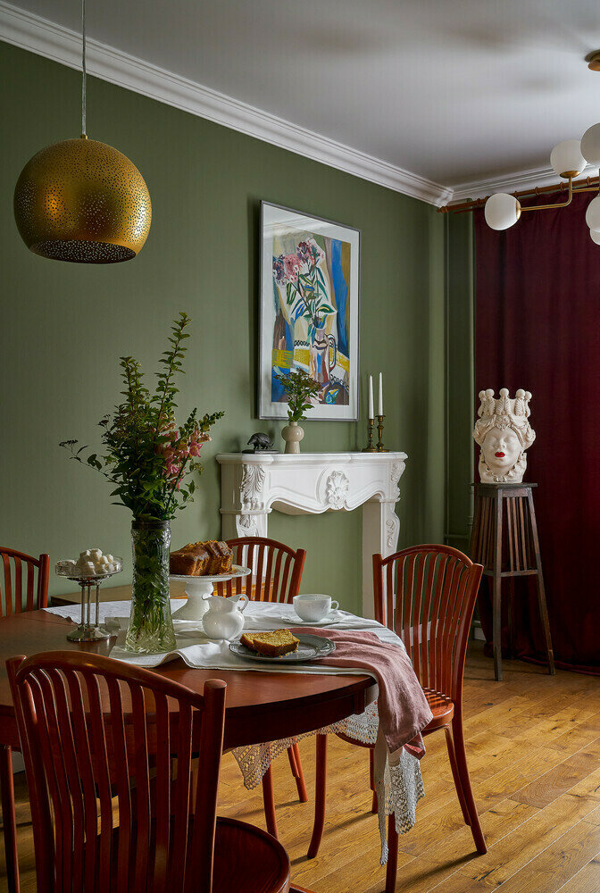 Фотография: Кухня и столовая в стиле Эклектика, Винтажный, Классический, Квартира, Проект дня, Екатеринбург, Сталинка, Кирпичный дом, 3 комнаты, 60-90 метров, Светлана Пахомова – фото на INMYROOM Фотография: Кухня и столовая в стиле Эклектика, Винтажный, Классический, Квартира, Проект дня, Екатеринбург, Сталинка, Кирпичный дом, 3 комнаты, 60-90 метров, Светлана Пахомова – фото на INMYROOM