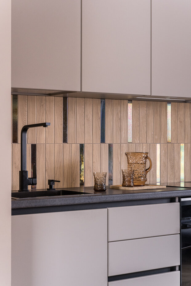 Фотография: Кухня и столовая в стиле Современный, Винтажный, Дом, Проект недели, Дом и дача, Челябинск, 2 комнаты, 60-90 метров, Ольга Бусоргина – фото на INMYROOM