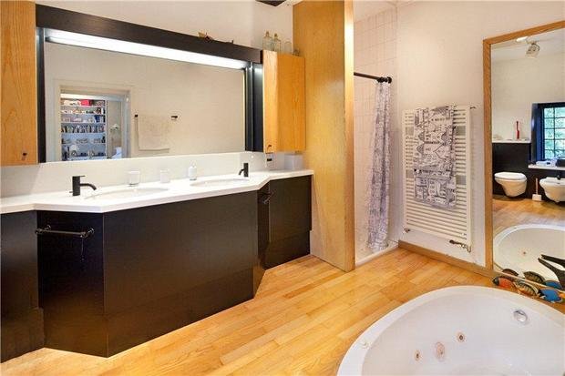 Фотография: Ванная в стиле Современный, Дом, Дома и квартиры – фото на INMYROOM