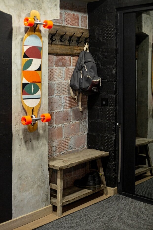 Фотография: Прихожая в стиле Лофт, Малогабаритная квартира, Квартира, Проект недели, Москва, Кирпичный дом, 2 комнаты, 40-60 метров, Павел Фотеев – фото на INMYROOM