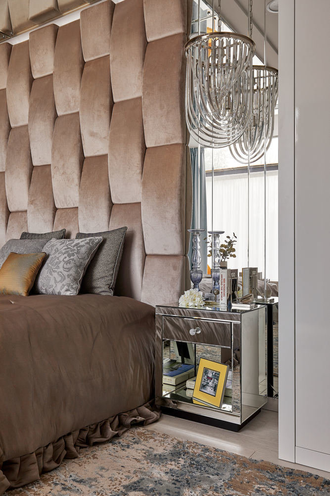 Фотография: Спальня в стиле Классический, Современный, Эклектика, Проект недели, Таунхаус, 4 и больше, Более 90 метров, Ектерина Реброва, Елена Поворова, Бюро Home Emotions – фото на INMYROOM Фотография: Спальня в стиле Классический, Современный, Эклектика, Проект недели, Таунхаус, 4 и больше, Более 90 метров, Ектерина Реброва, Елена Поворова, Бюро Home Emotions – фото на INMYROOM