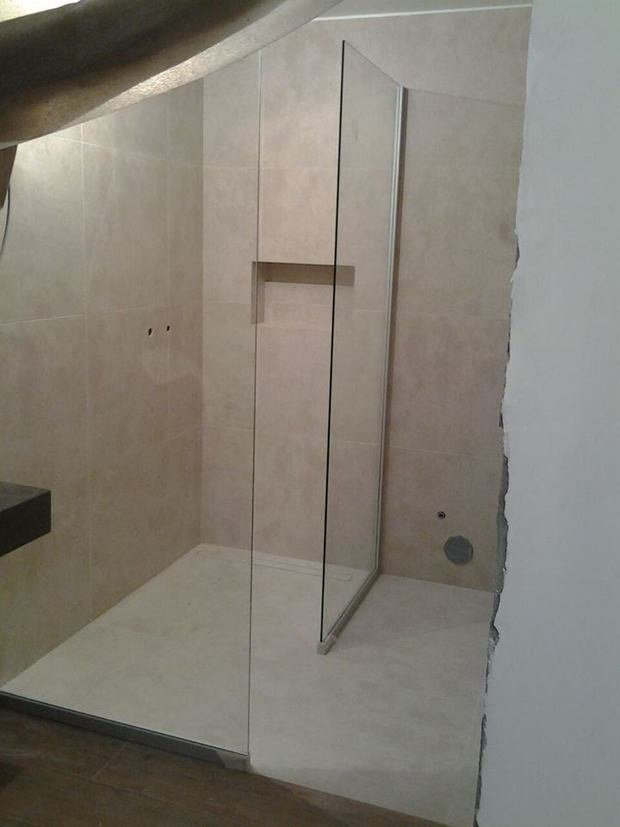 Фото из портфолио Душевые кабины – фотографии дизайна интерьеров на INMYROOM