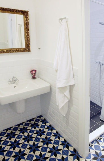Фотография: Ванная в стиле Прованс и Кантри, Классический, Скандинавский, Современный – фото на INMYROOM