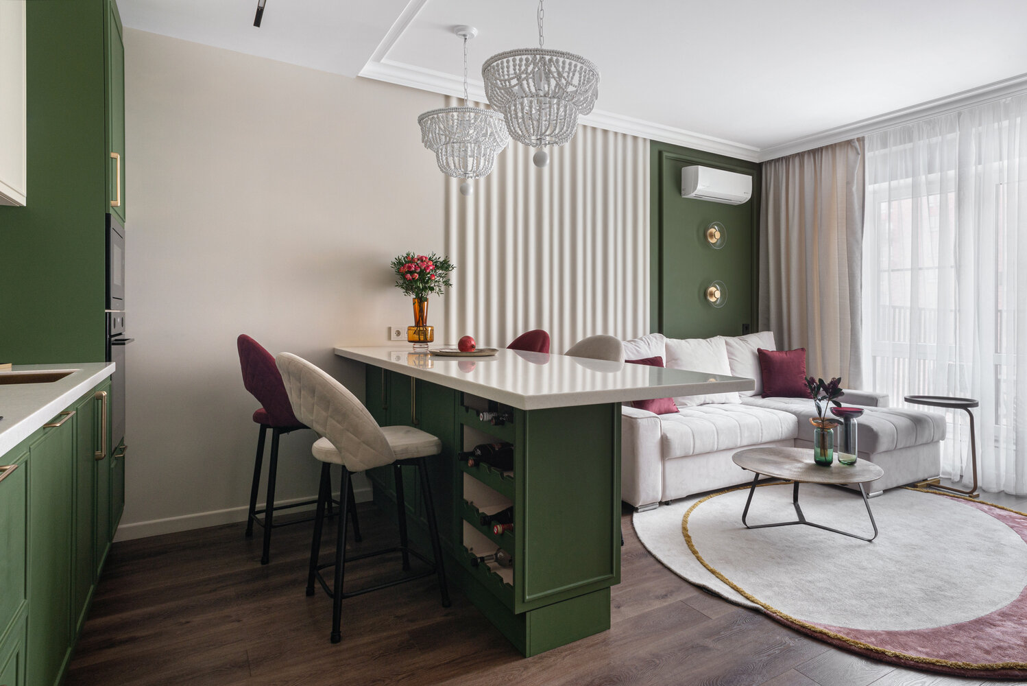 Фотография: Кухня и столовая в стиле Современный, Квартира, Проект недели, Москва, 4 и больше, Более 90 метров, Мастерская дизайна Fartuck – фото на INMYROOM Фотография: Кухня и столовая в стиле Современный, Квартира, Проект недели, Москва, 4 и больше, Более 90 метров, Мастерская дизайна Fartuck – фото на INMYROOM