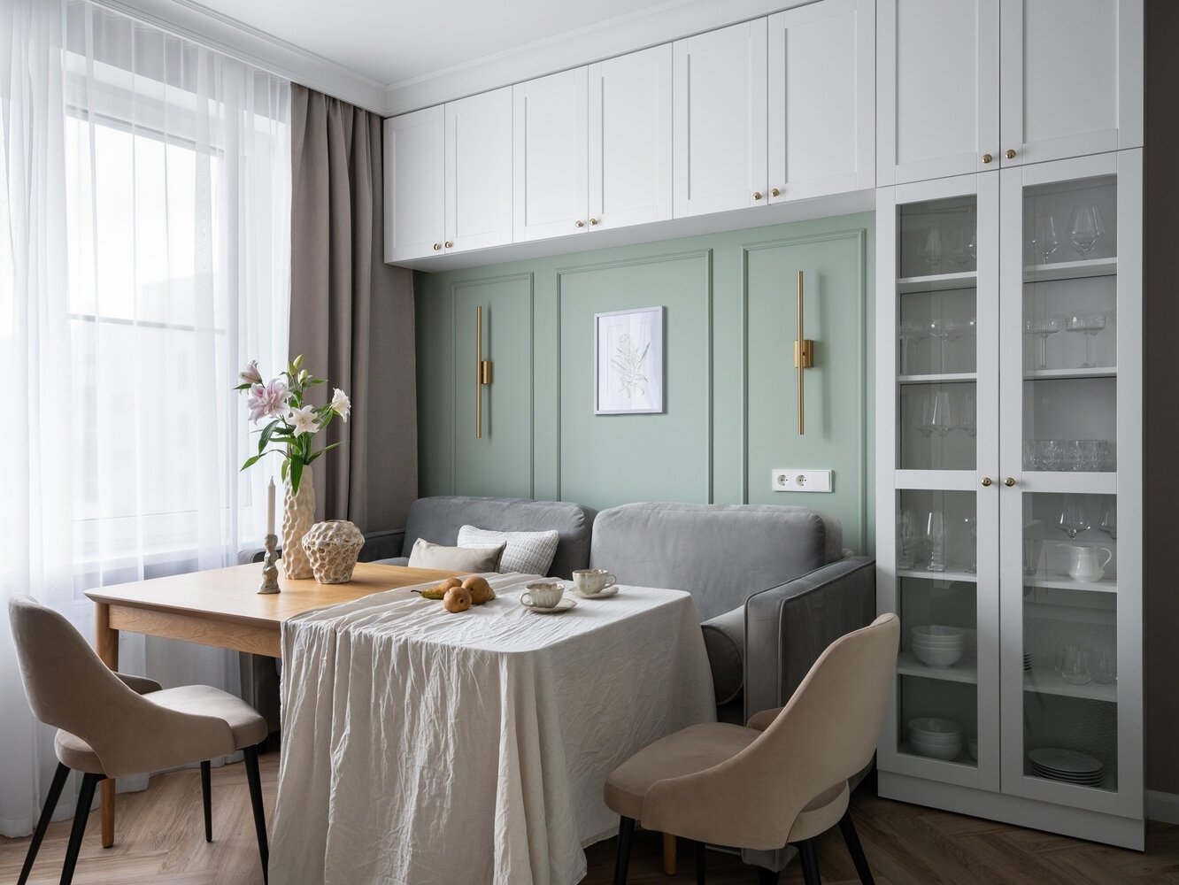 Фотография: Кухня и столовая в стиле Современный, Эклектика, Квартира, Проект дня, Санкт-Петербург, 3 комнаты, 40-60 метров, VizDiz, Екатерина Лоскутова, Илона Ореховская – фото на INMYROOM Фотография: Кухня и столовая в стиле Современный, Эклектика, Квартира, Проект дня, Санкт-Петербург, 3 комнаты, 40-60 метров, VizDiz, Екатерина Лоскутова, Илона Ореховская – фото на INMYROOM