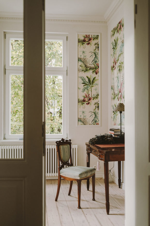 Фотография: Кабинет в стиле Эклектика, Классический, Скандинавский, Декор интерьера, Квартира, Белый, Зеленый, Бежевый, Польша, 3 комнаты – фото на INMYROOM