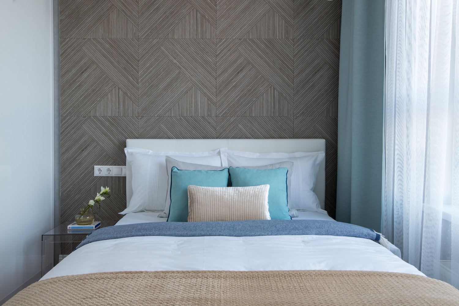 Фотография: Спальня в стиле Современный, Скандинавский, Квартира, Проект недели, Москва, 2 комнаты, 40-60 метров, Олеся Березовская – фото на INMYROOM