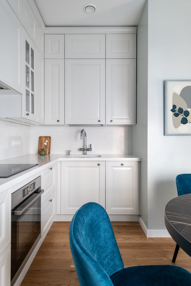 Фотография: Кухня и столовая в стиле Классический, Современный, Эклектика, Квартира, Проект недели, Москва, 3 комнаты, 60-90 метров, Андрей Байков, Наталья Самохина – фото на INMYROOM Фотография: Кухня и столовая в стиле Классический, Современный, Эклектика, Квартира, Проект недели, Москва, 3 комнаты, 60-90 метров, Андрей Байков, Наталья Самохина – фото на INMYROOM