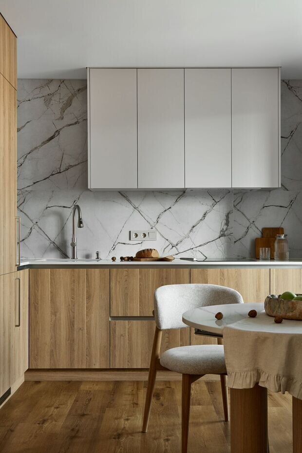 Фотография: Кухня и столовая в стиле Современный, Джапанди, Малогабаритная квартира, Квартира, Проект дня, Беларусь, Панельный дом, 1 комната, 40-60 метров, Жодино, Мария Назарова – фото на INMYROOM