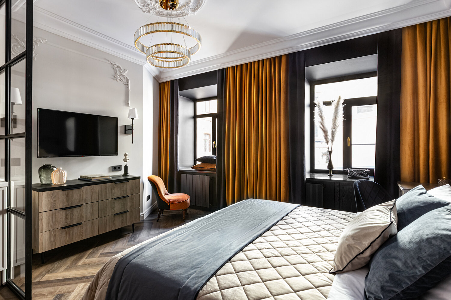 Фотография: Спальня в стиле Эклектика, Классический, Малогабаритная квартира, Квартира, Студия, Проект дня, Санкт-Петербург, Кирпичный дом, до 40 метров, Ксения Гузий – фото на INMYROOM Фотография: Спальня в стиле Эклектика, Классический, Малогабаритная квартира, Квартира, Студия, Проект дня, Санкт-Петербург, Кирпичный дом, до 40 метров, Ксения Гузий – фото на INMYROOM