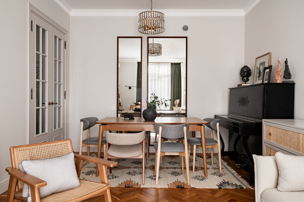 Фотография: Кухня и столовая в стиле Современный, Квартира, Проект дня, Москва, Сталинка, 2 комнаты, 40-60 метров, Патриаршие пруды, винтаж/ретро, Рамиля Шагиева, Эмиль Шагиев – фото на INMYROOM