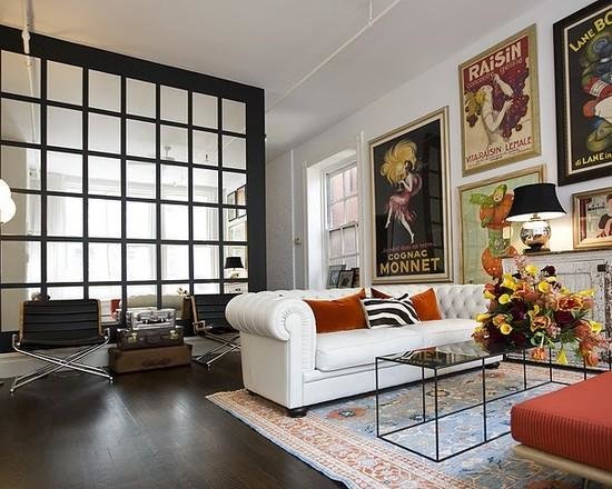 Фотография: Гостиная в стиле Эклектика, Декор интерьера, Дом, Декор дома, Стены, Постеры – фото на INMYROOM