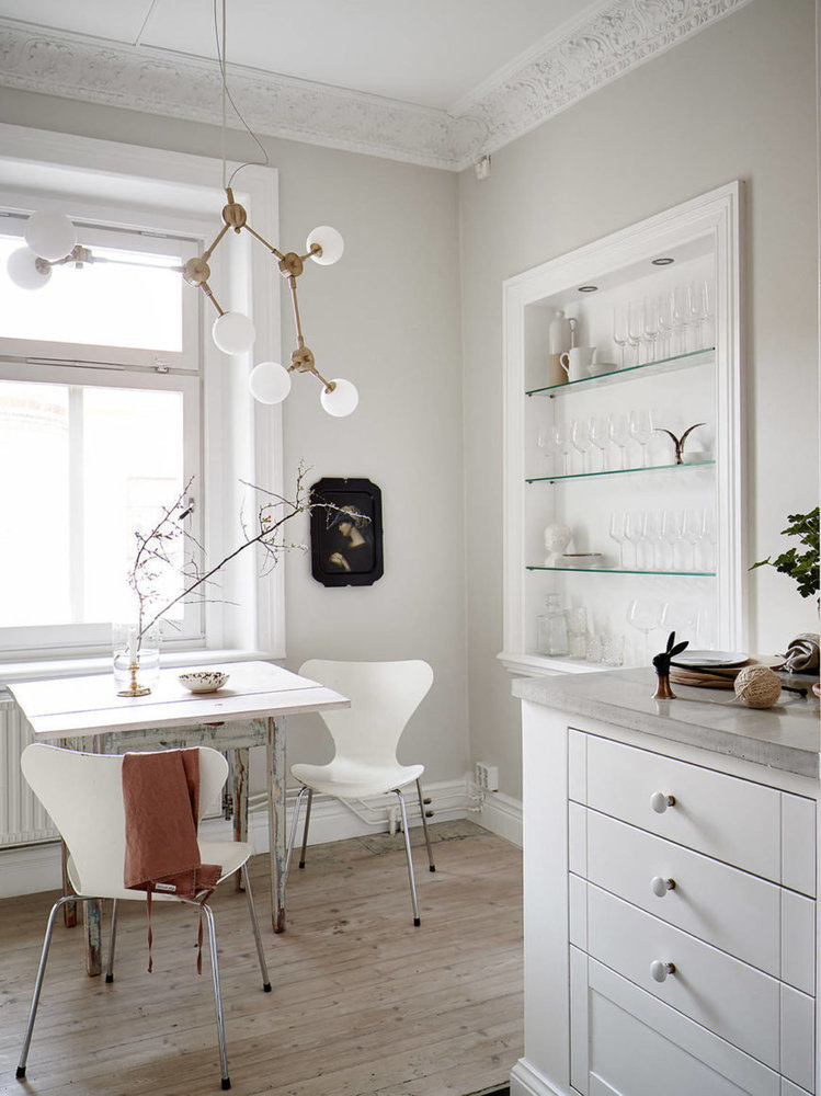 Фотография: Гостиная в стиле Современный, Скандинавский, Декор интерьера, Карта покупок, Квартира, Белый – фото на INMYROOM Фотография: Гостиная в стиле Современный, Скандинавский, Декор интерьера, Карта покупок, Квартира, Белый – фото на INMYROOM