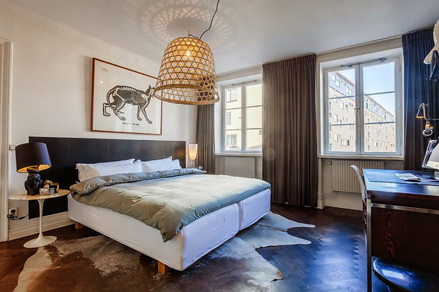 Фотография: Спальня в стиле Эклектика, Скандинавский, Малогабаритная квартира, Квартира, Цвет в интерьере, Дома и квартиры, Белый – фото на INMYROOM