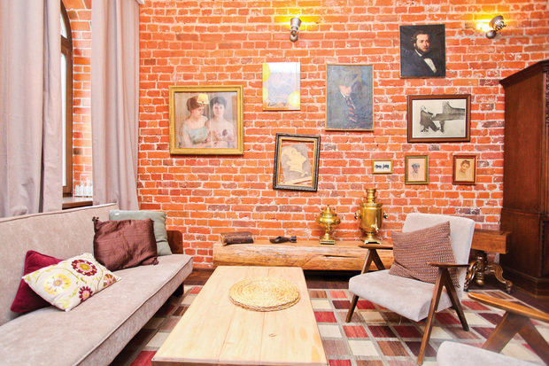 Фотография: Гостиная в стиле Лофт, Декор интерьера, Дом, Дома и квартиры, Стена – фото на INMYROOM