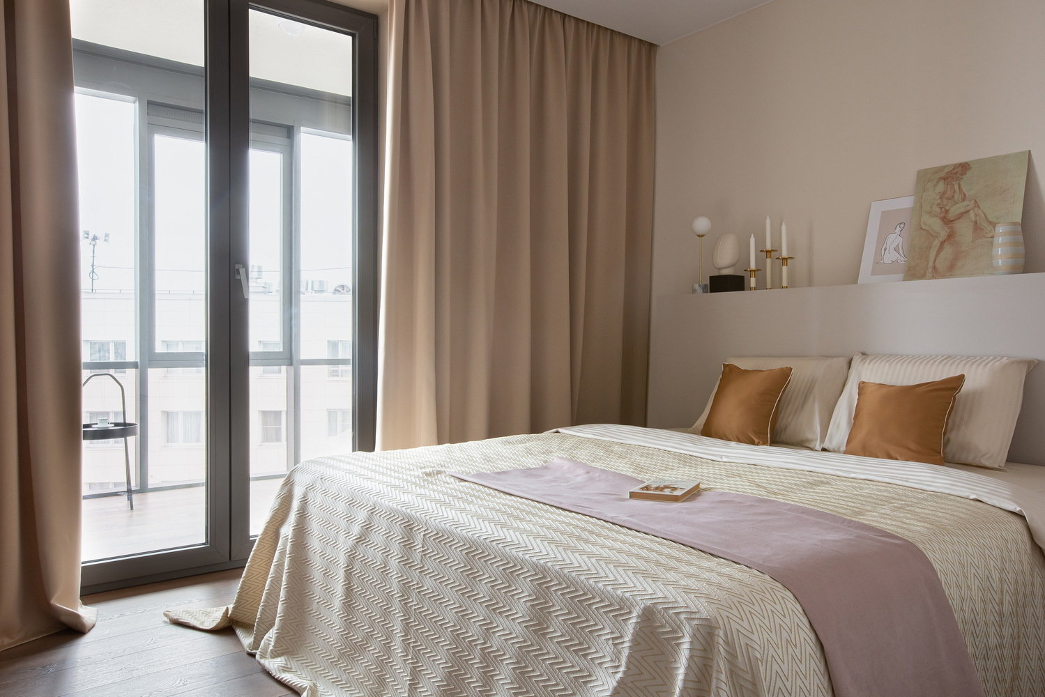 Фотография: Спальня в стиле Современный, Квартира, Проект недели, Москва, 4 и больше, 60-90 метров, Екатерина Совастеева – фото на INMYROOM