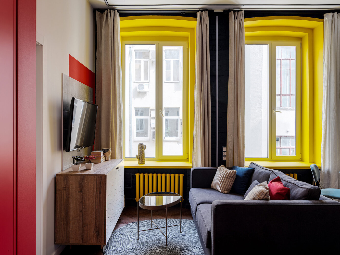 Фотография: Гостиная в стиле Современный, Эклектика, Квартира, Проект недели, Москва, 2 комнаты, 40-60 метров, Наталия Турченко – фото на INMYROOM Фотография: Гостиная в стиле Современный, Эклектика, Квартира, Проект недели, Москва, 2 комнаты, 40-60 метров, Наталия Турченко – фото на INMYROOM