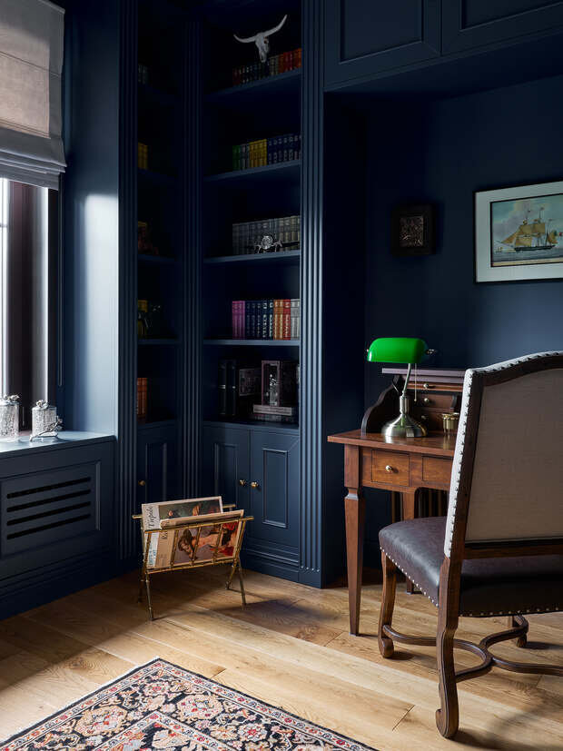 Фотография: Кабинет в стиле Классический, Проект дня, Дача, Подмосковье, Дом и дача, Истринский район, Кирпичный дом, 3 комнаты, Более 90 метров, Дженнет Койтемирова, классический с элементами викторианского и английского стиля – фото на INMYROOM