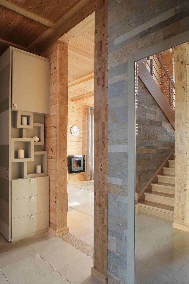 Фотография: Прихожая в стиле Эко, Прованс и Кантри, Дом, Проект недели, Московская область, Александр Петунин, Анна Полева – фото на INMYROOM