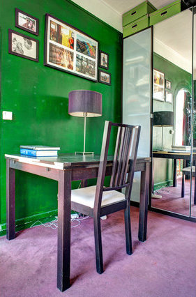 Фотография: Кабинет в стиле Современный, Карта покупок, Индустрия, Лондон, Нью-Йорк, Париж, Airbnb – фото на INMYROOM