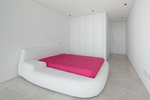 Фотография: Спальня в стиле Современный, Хай-тек, Декор интерьера, Декор дома – фото на INMYROOM