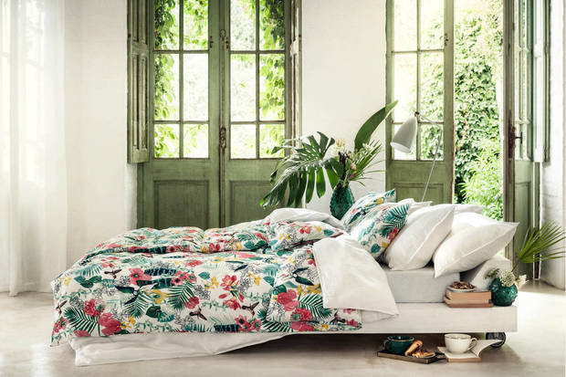 Фотография: Спальня в стиле Эко, Декор интерьера, Советы, Зеленый, Желтый, Оранжевый, Константин Цепелев, Leroy Merlin, Летний интерьер – фото на INMYROOM