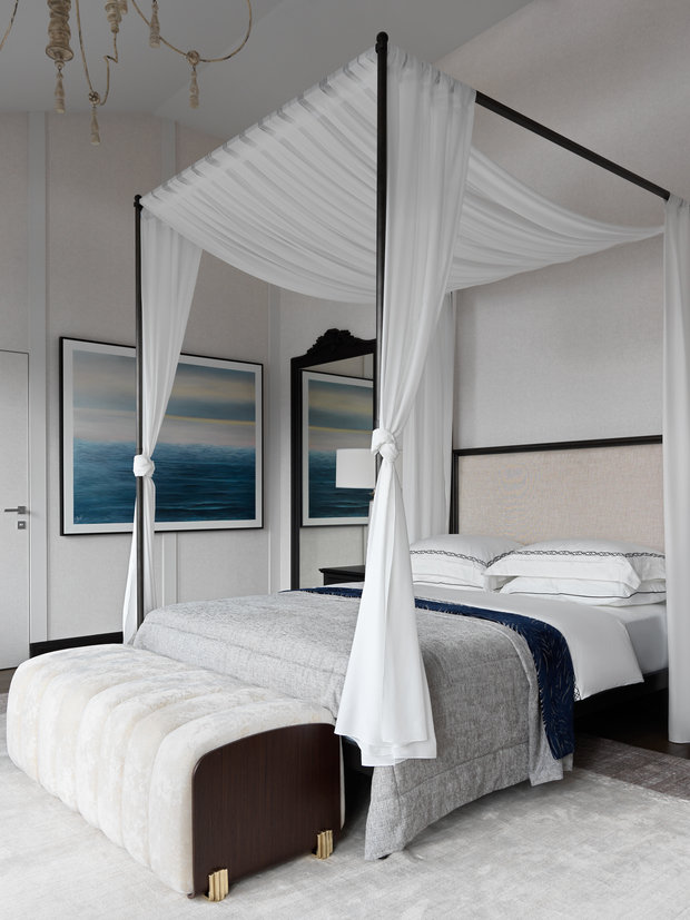 Фотография: Спальня в стиле Классический, Современный, Дом, Проект дня, Дом и дача, 4 и больше, Более 90 метров, TaupeHome, Павловск – фото на INMYROOM