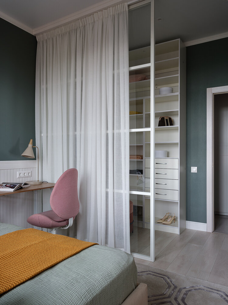 Фотография: Спальня в стиле Современный, Эклектика, Малогабаритная квартира, Квартира, Проект недели, Одинцово, Монолитный дом, 1 комната, до 40 метров, Юлия Сергеева, Julia Sergeeva Interiors – фото на INMYROOM Фотография: Спальня в стиле Современный, Эклектика, Малогабаритная квартира, Квартира, Проект недели, Одинцово, Монолитный дом, 1 комната, до 40 метров, Юлия Сергеева, Julia Sergeeva Interiors – фото на INMYROOM