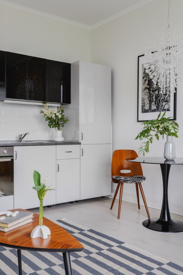 Фотография: Кухня и столовая в стиле Скандинавский, Современный, Малогабаритная квартира, Квартира, Студия, Проект недели, Москва, до 40 метров, Ирина Бебешина – фото на INMYROOM