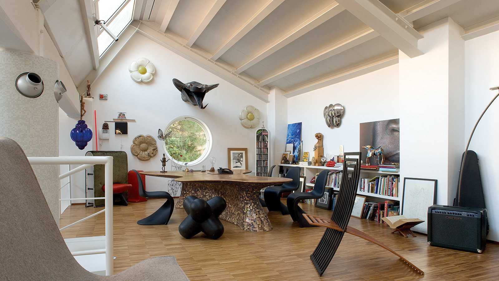 Фотография: Гостиная в стиле Эклектика, Интервью, Правила дизайна, Фабио Новембре – фото на INMYROOM Фотография: Гостиная в стиле Эклектика, Интервью, Правила дизайна, Фабио Новембре – фото на INMYROOM