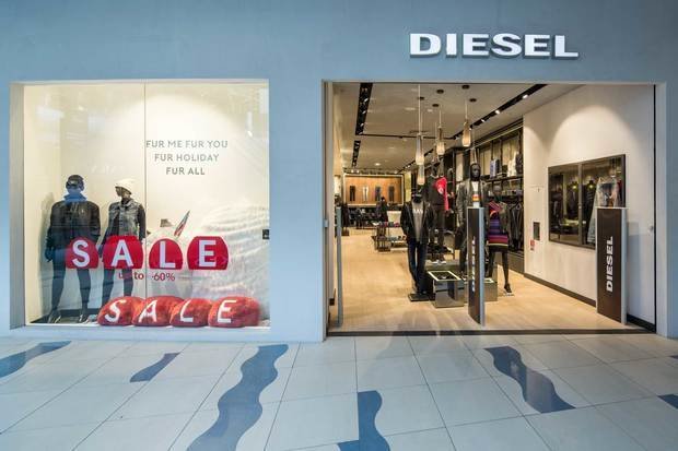 Фото из портфолио Diesel — Освещение для магазина денима – фотографии дизайна интерьеров на INMYROOM