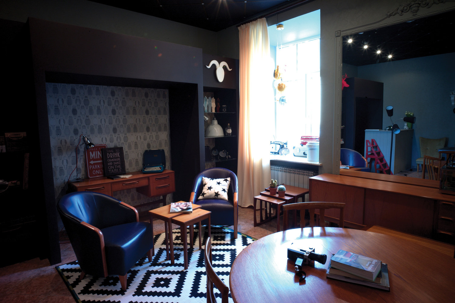 Фотография: Кухня и столовая в стиле , Карта покупок, Индустрия, Маркет, Ретро – фото на INMYROOM Фотография: Кухня и столовая в стиле , Карта покупок, Индустрия, Маркет, Ретро – фото на INMYROOM