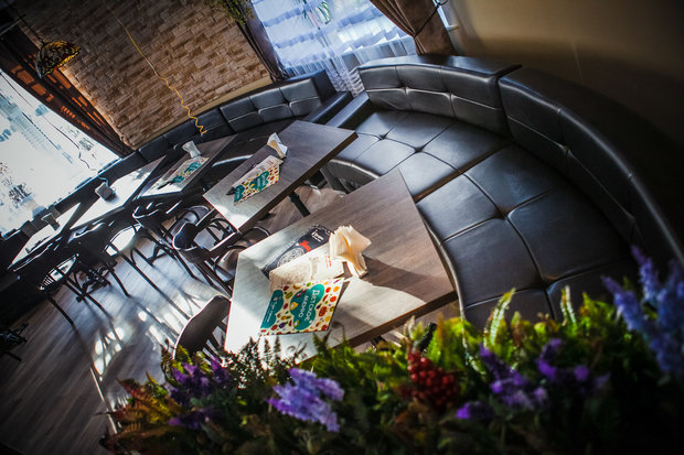 Фото из портфолио Кафе в г. Луга – фотографии дизайна интерьеров на INMYROOM