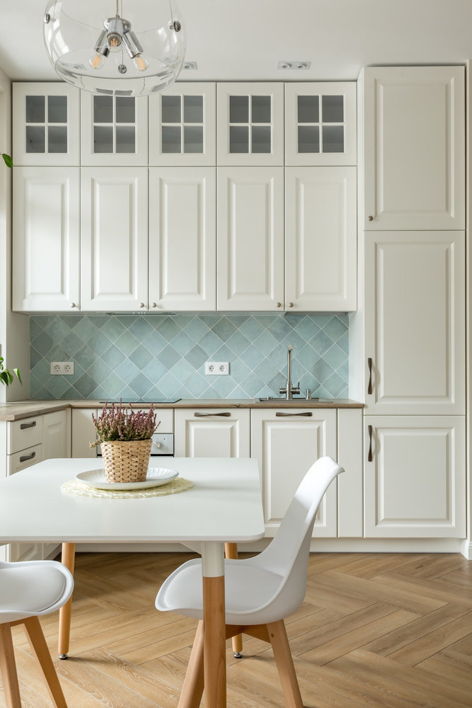 Фотография: в стиле , Кухня и столовая, Гид, Дина Салахова, белая кухня, Buro Brainstorm, Бюро Home Emotions, Bobo.space, Анастасия Заркуа, Анна Чеснокова, Наталья Вершинина, Сергей Грабыня – фото на INMYROOM Фотография: в стиле , Кухня и столовая, Гид, Дина Салахова, белая кухня, Buro Brainstorm, Бюро Home Emotions, Bobo.space, Анастасия Заркуа, Анна Чеснокова, Наталья Вершинина, Сергей Грабыня – фото на INMYROOM