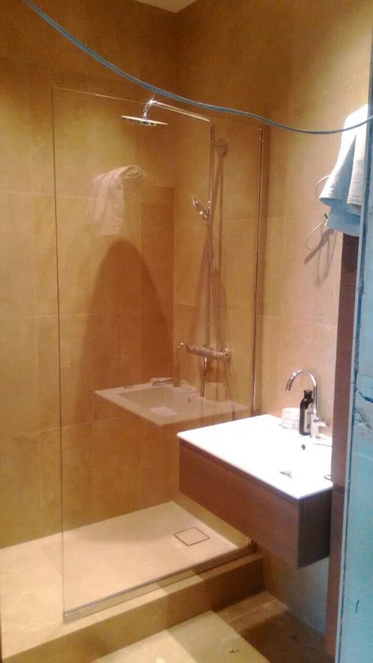 Фото из портфолио Душевые кабины – фотографии дизайна интерьеров на INMYROOM