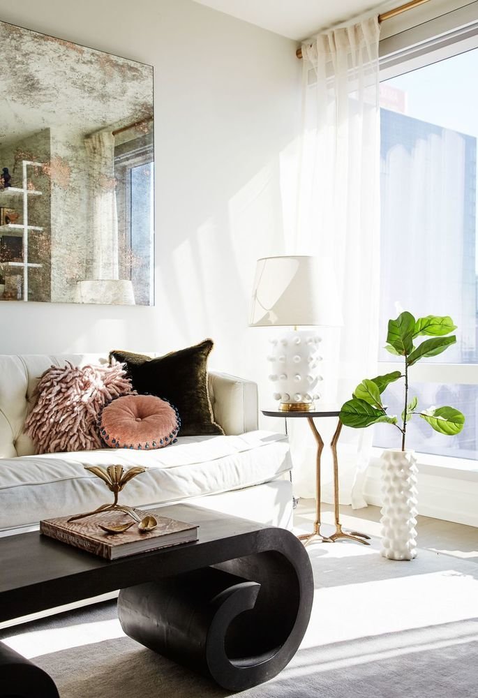 Фотография: Гостиная в стиле Скандинавский, Декор интерьера, Малогабаритная квартира, Квартира, Нью-Йорк, Гид – фото на INMYROOM