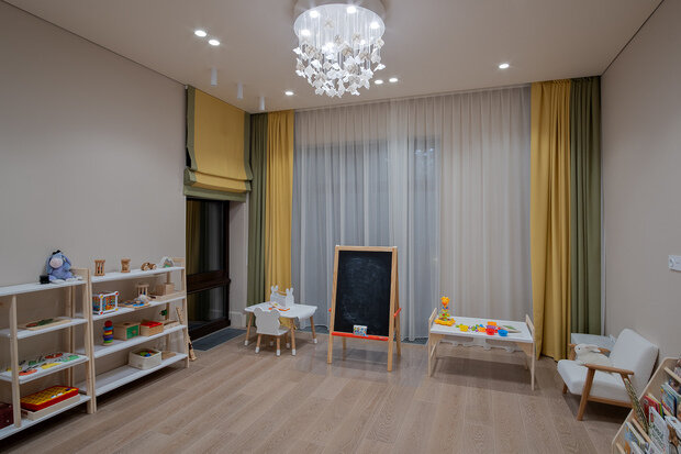 Фотография: Детская в стиле Современный, Дом, Проект дня, Дом и дача, Московская область, 4 и больше, Более 90 метров, Барвиха, современный с элементами классики и роскоши – фото на INMYROOM