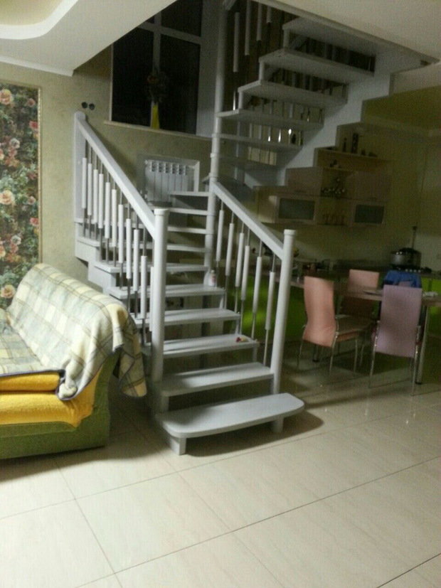 Фото из портфолио Лестницы – фотографии дизайна интерьеров на INMYROOM