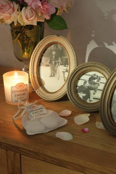 Фотография: Аксессуары в стиле , Декор интерьера, Декор дома, Праздник, Камин, Биокамин – фото на INMYROOM