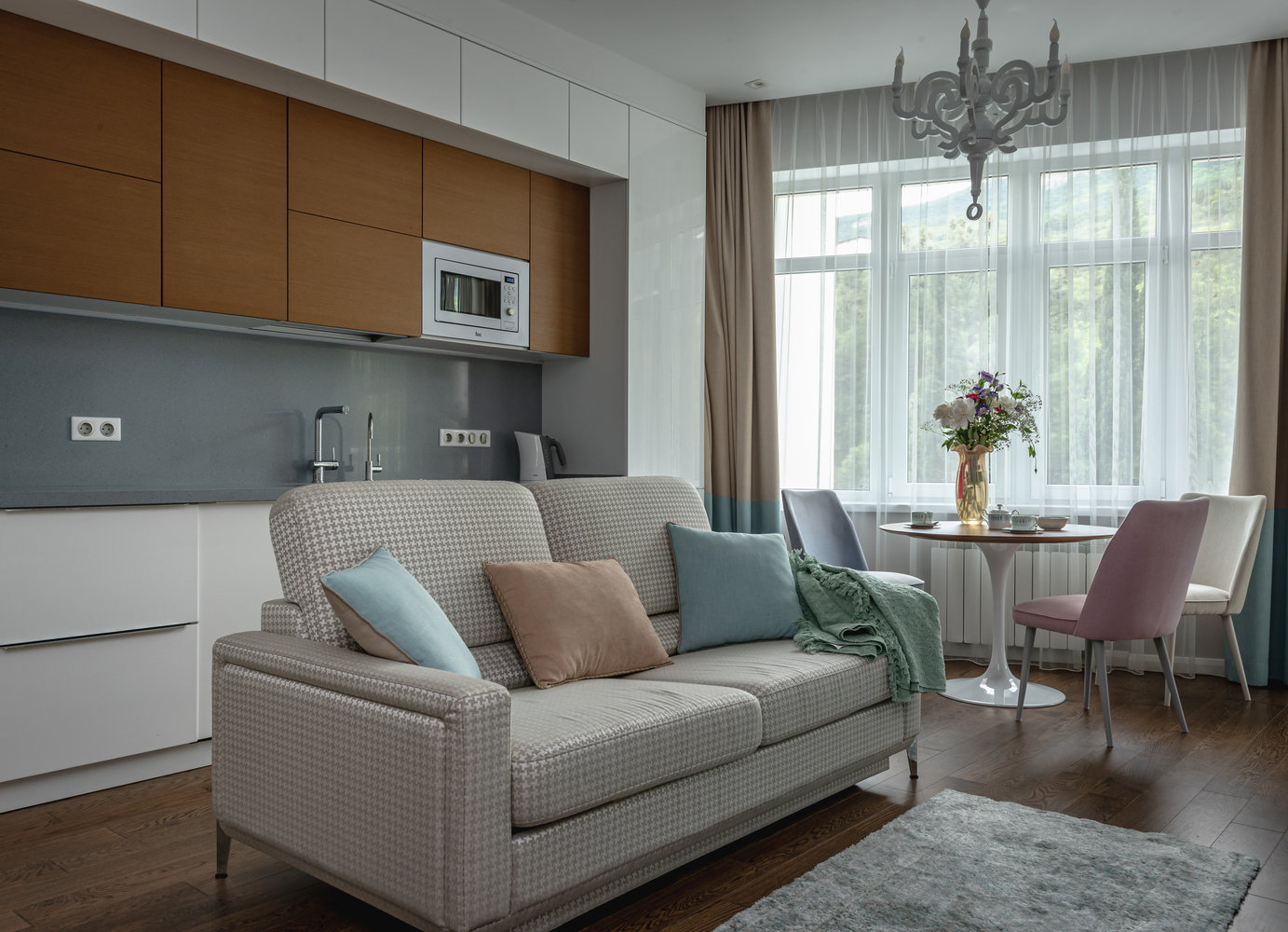 Фотография: Кухня и столовая в стиле Современный, Квартира, Крым, Проект недели, 2 комнаты, 40-60 метров, Ялта, Анастасия Чумак – фото на INMYROOM