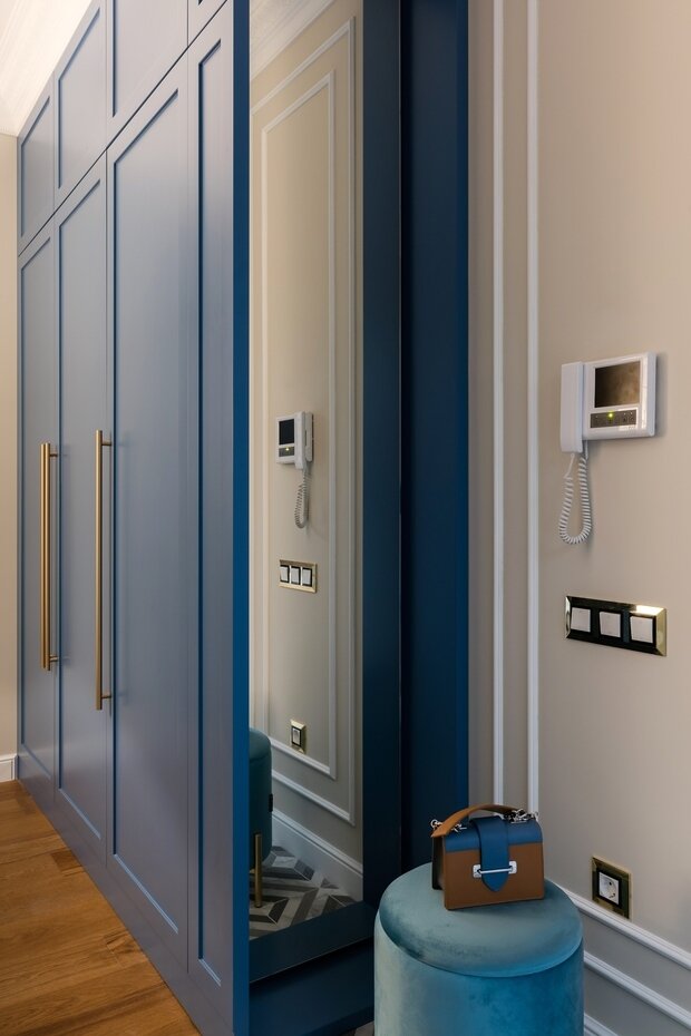 Фотография: Прихожая в стиле Классический, Современный, Квартира, Проект недели, Санкт-Петербург, 3 комнаты, 60-90 метров, Олеся Парамонова – фото на INMYROOM