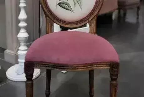 Медальон стул