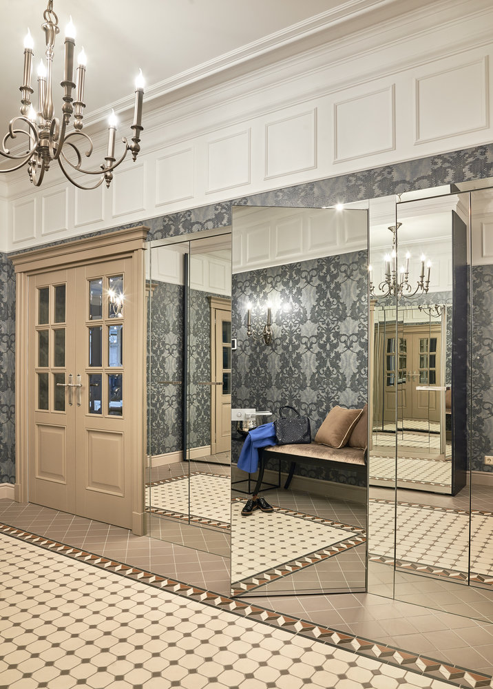 Фотография: Прихожая в стиле Классический, Современный, Эклектика, Квартира, Проект недели, Калининград, 4 и больше, Более 90 метров, Виктория Лазарева – фото на INMYROOM