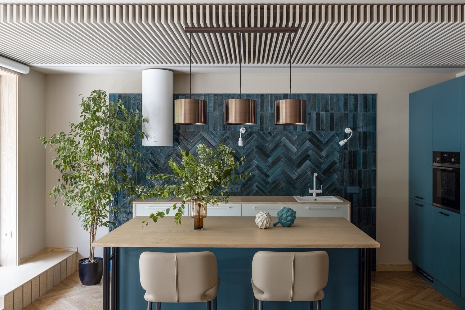 Фотография: Кухня и столовая в стиле Современный, Квартира, Проект недели, Минск, 3 комнаты, 60-90 метров, Елена Ерашевич – фото на INMYROOM Фотография: Кухня и столовая в стиле Современный, Квартира, Проект недели, Минск, 3 комнаты, 60-90 метров, Елена Ерашевич – фото на INMYROOM