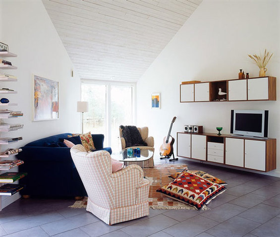 Фотография: Гостиная в стиле Прованс и Кантри, Декор интерьера, Декор дома, Плитка – фото на INMYROOM Фотография: Гостиная в стиле Прованс и Кантри, Декор интерьера, Декор дома, Плитка – фото на INMYROOM