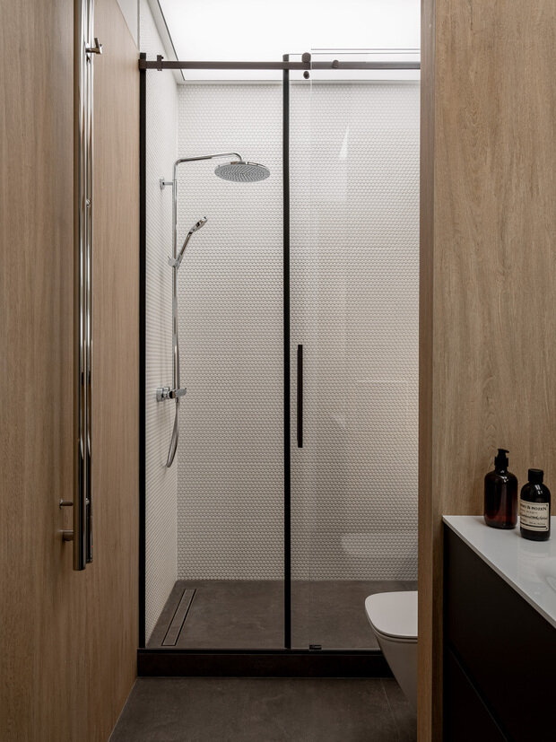 Фотография: Ванная в стиле Современный, Квартира, Проект дня, Москва, Анна Макеева, Кирпичный дом, 3 комнаты, Более 90 метров, современный с элементами классики и роскоши – фото на INMYROOM